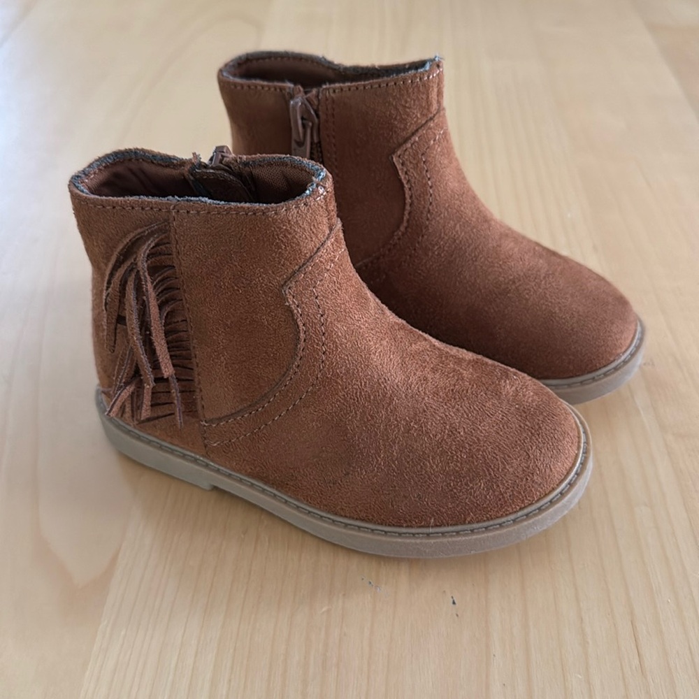 Tucker & Tate Booties NWOT SIZE 6M